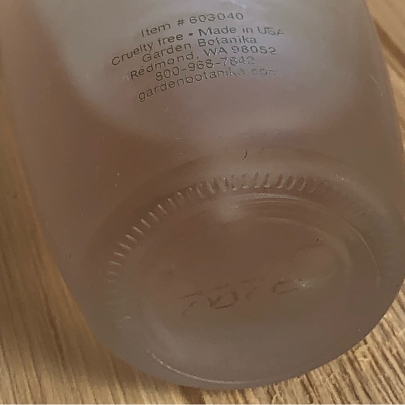 Garden Botanika Heart Eau de Parum 3.3 / 100 ml perfume - Picture 7 of 8